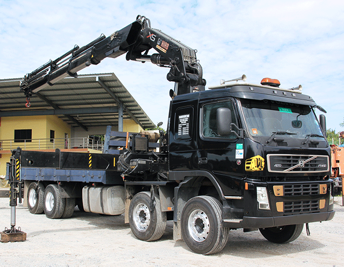 Lorry Crane
