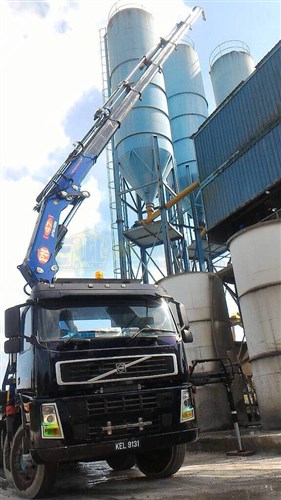 Lorry Crane