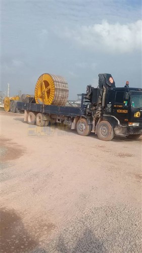 Lorry Crane