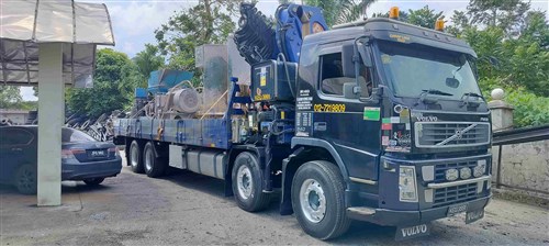 Lorry Crane