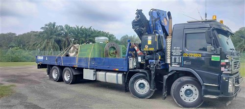 Lorry Crane