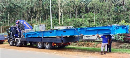 Lorry Crane