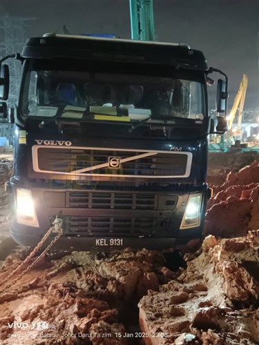 Lorry Crane