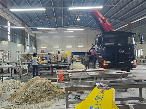 Lorry Crane