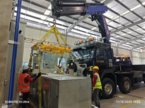 Lorry Crane