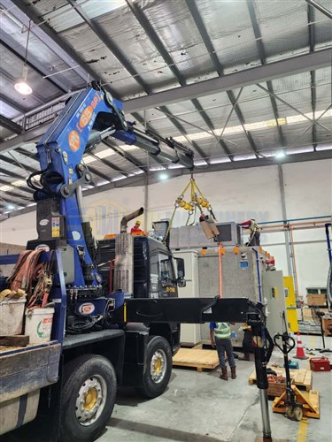 Lorry Crane